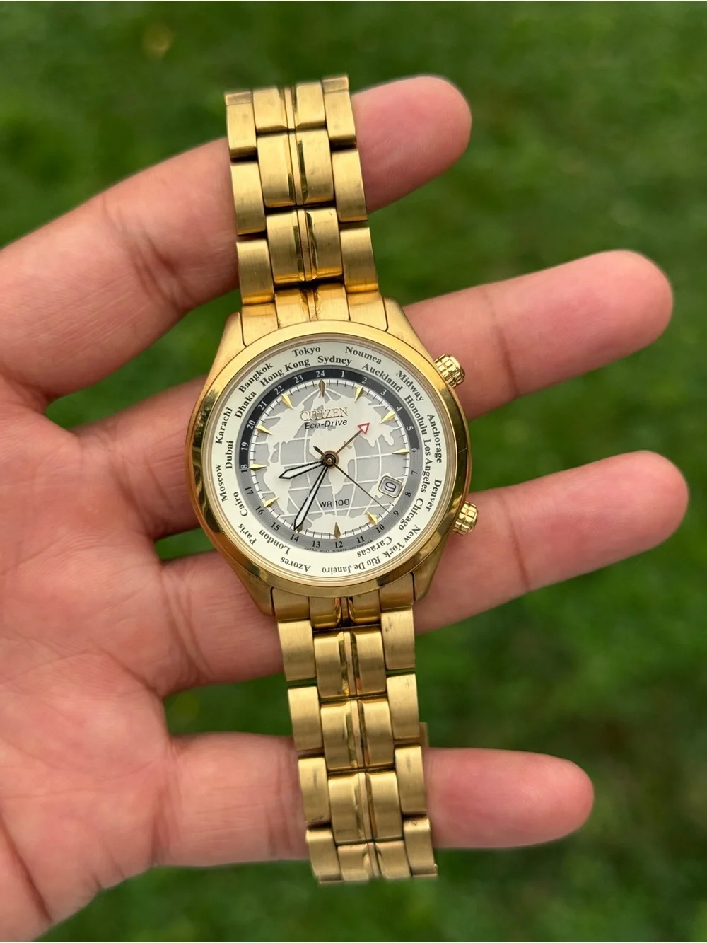 Citizen Gold-Tone Calibre 6000 World Time Dial Watch with White Face men’s watch